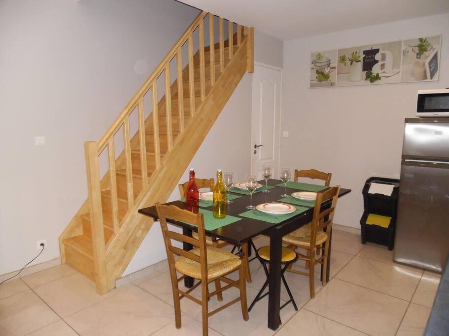 Apartamento Cozy House With Garden Near Disney Villenoy Exterior foto