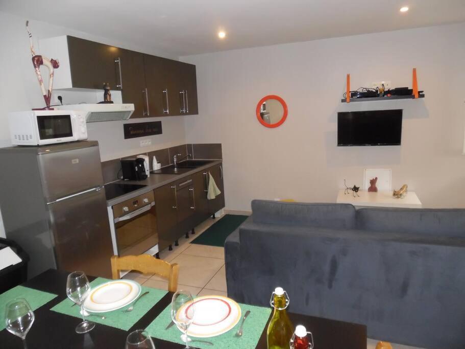 Apartamento Cozy House With Garden Near Disney Villenoy Exterior foto